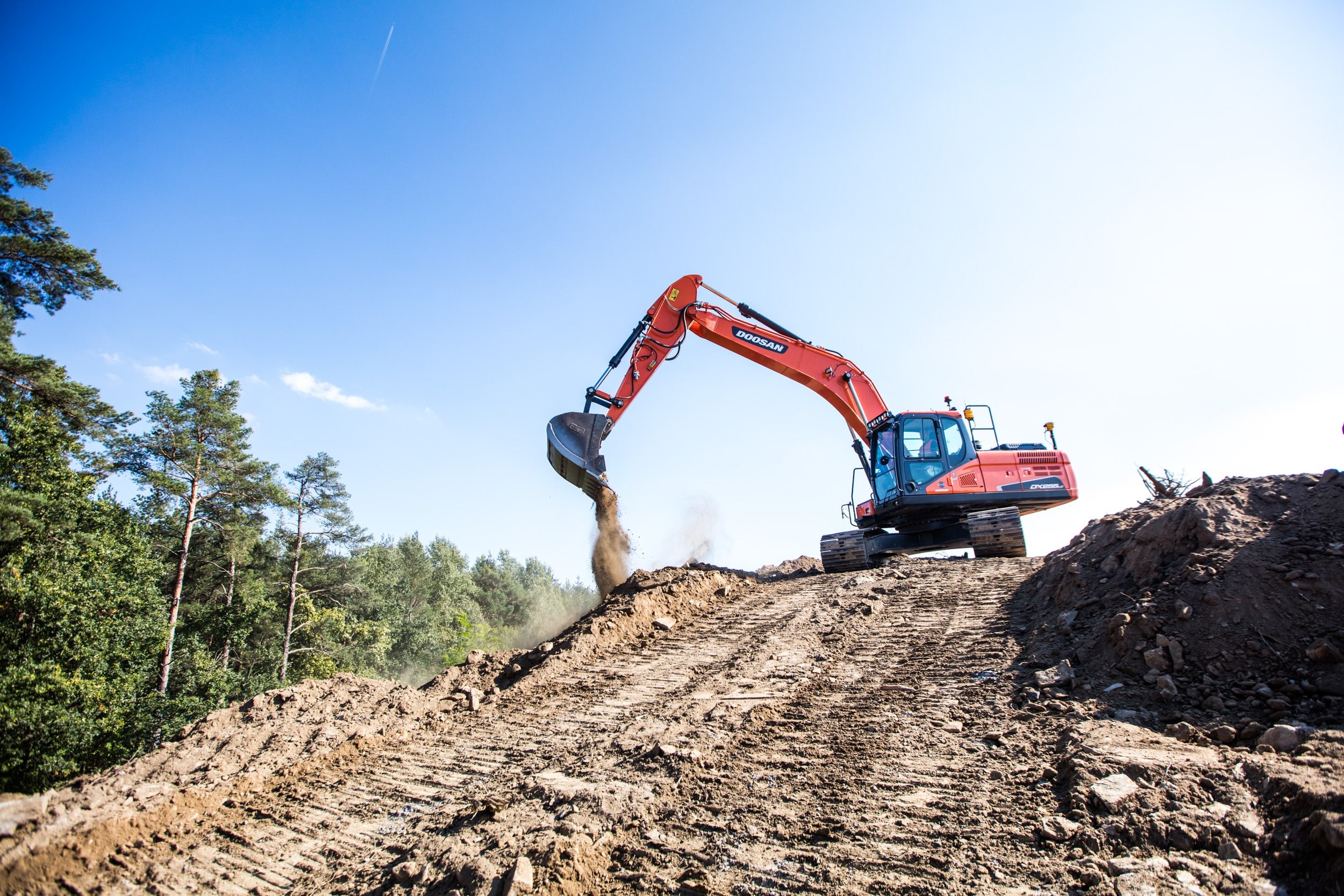 Click image for larger version

Name:	Doosan 2D-3D Machine Guidance_2-min.jpg
Views:	329
Size:	1,01 MB
ID:	1276671